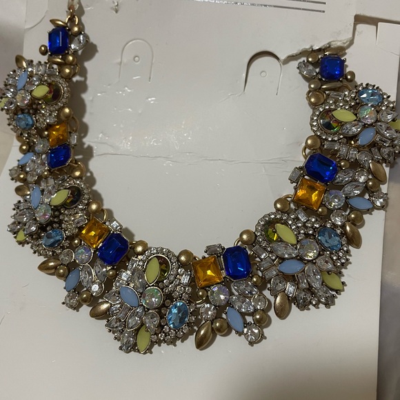 BNWT Beautiful luxury shiny stones necklace - Picture 3 of 6